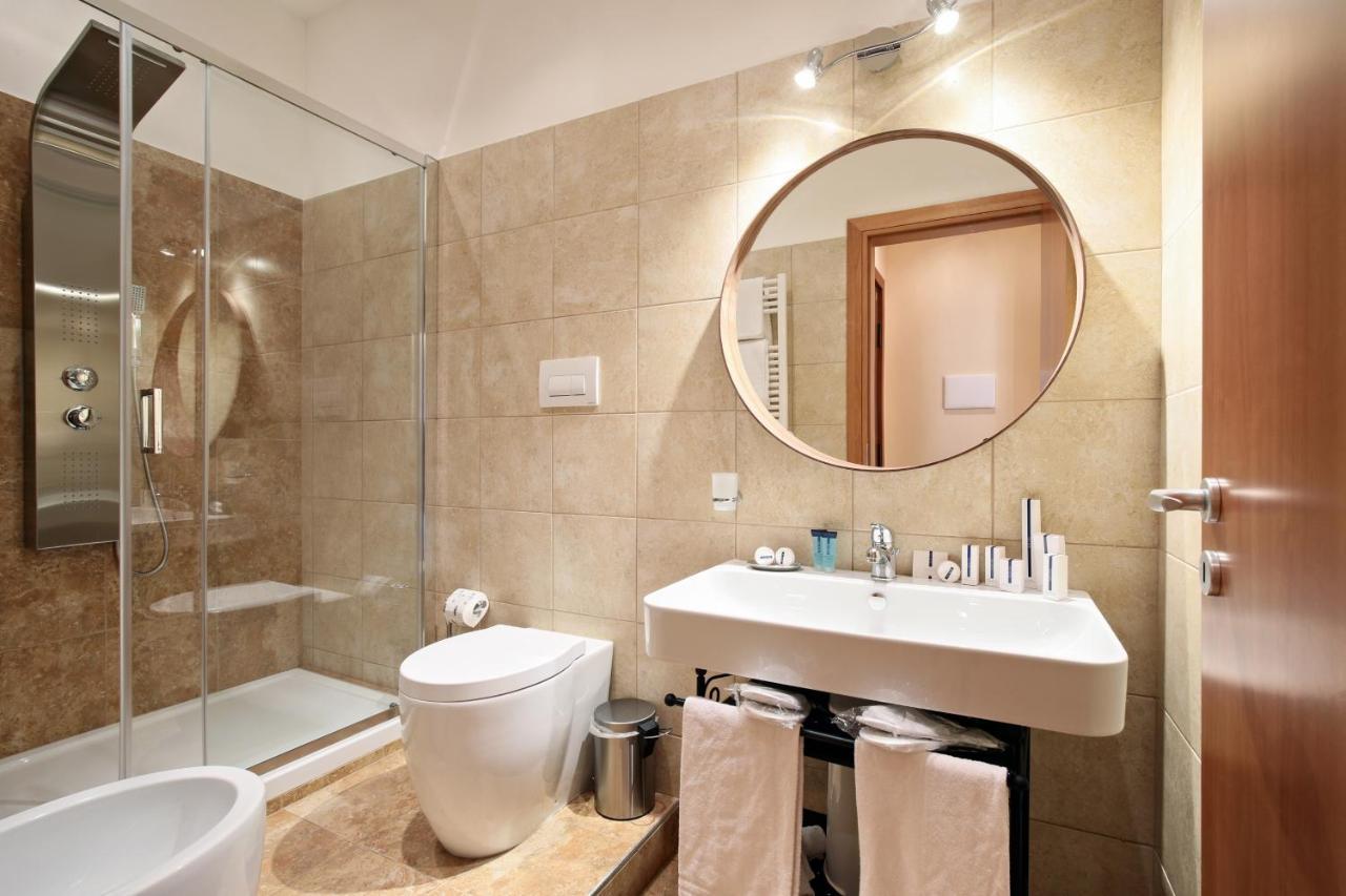 Vatican Domus Luxury Rooms Rom Exteriör bild